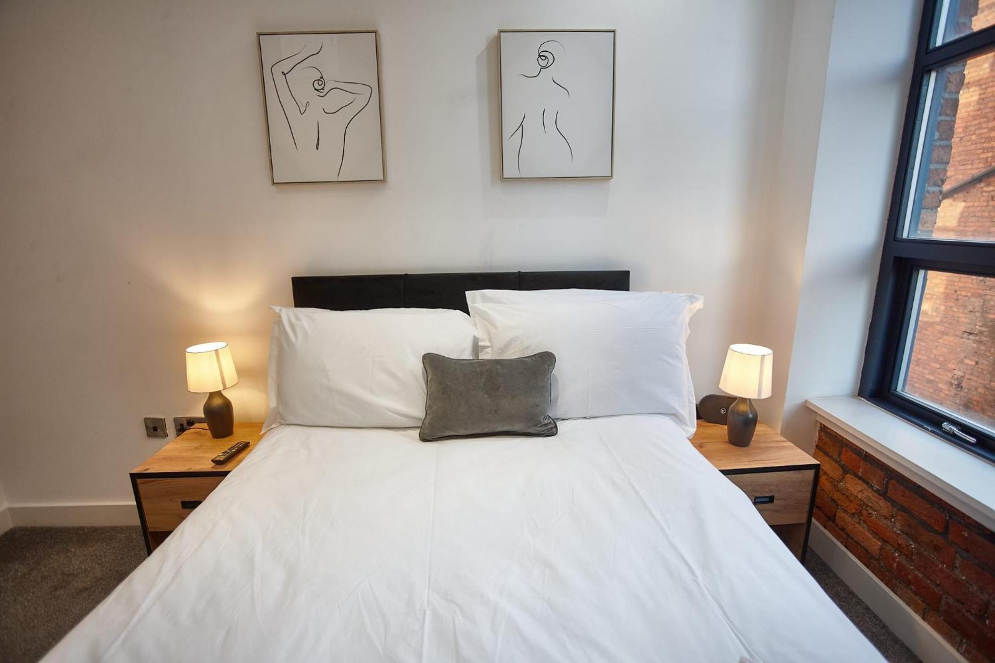 The Topaz Suite Manchester Exterior foto