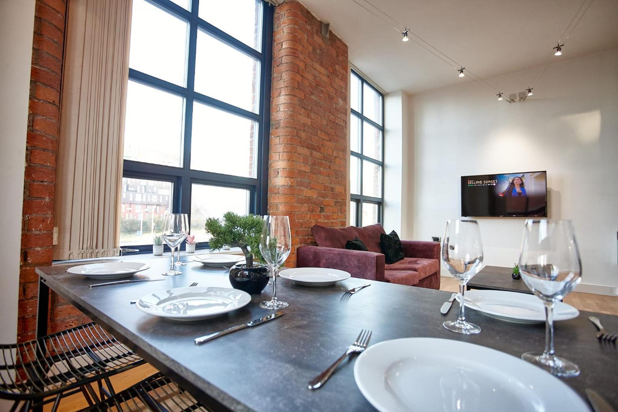 The Topaz Suite Manchester Exterior foto